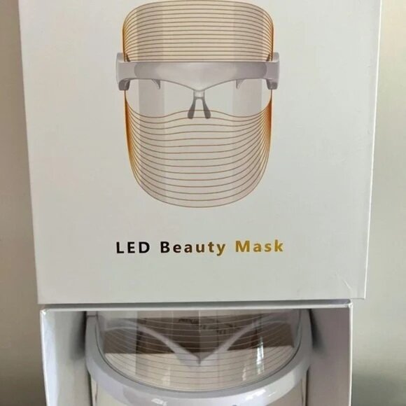 Rechargeable Facial Beauty Facial Mask 7 Colors- Clear Wear - Picture 2 of 2